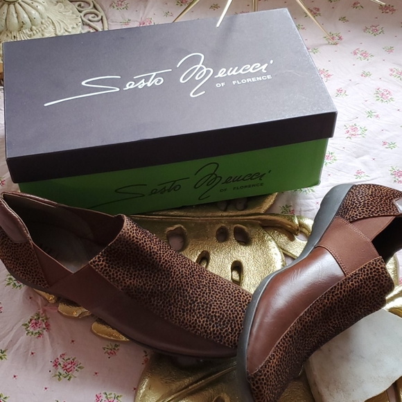 Sesto Meucci Shoes - Size 7 M Sesto Meucci Shoes made in Italy